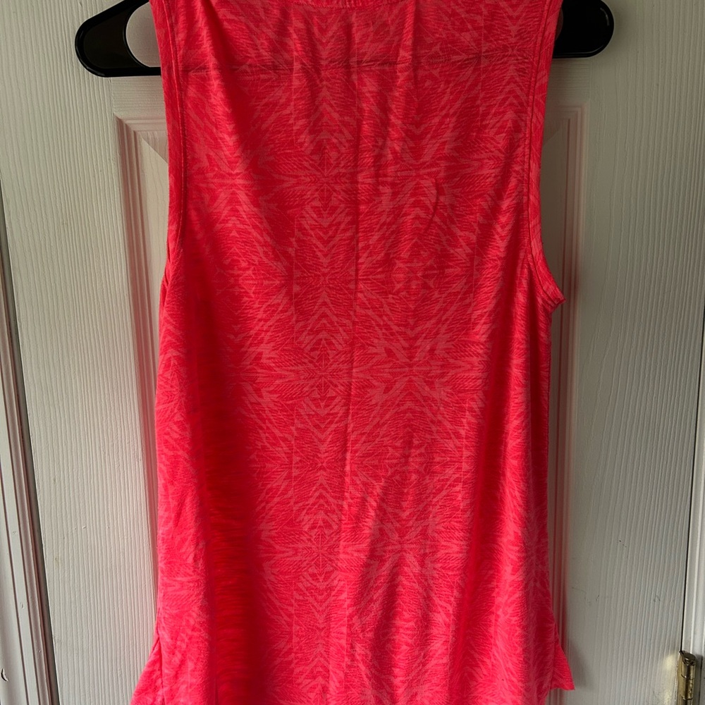 Xersion Vibrant Coral Muscle Tee - Picture 4 of 8